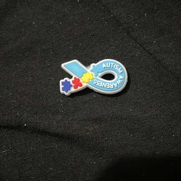 Set of Autism Awareness Croc Charms - Picture 2 of 9